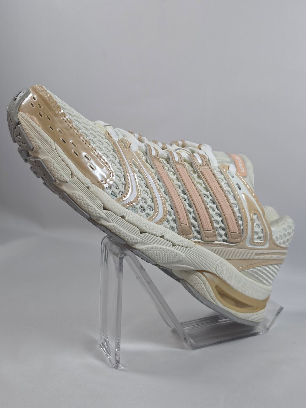 Adidas Adistar Control 5 Women’s Size 7.5 Off White Blue Pink Brand New in Box